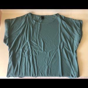 Cuffed Sleeve Flowy Top